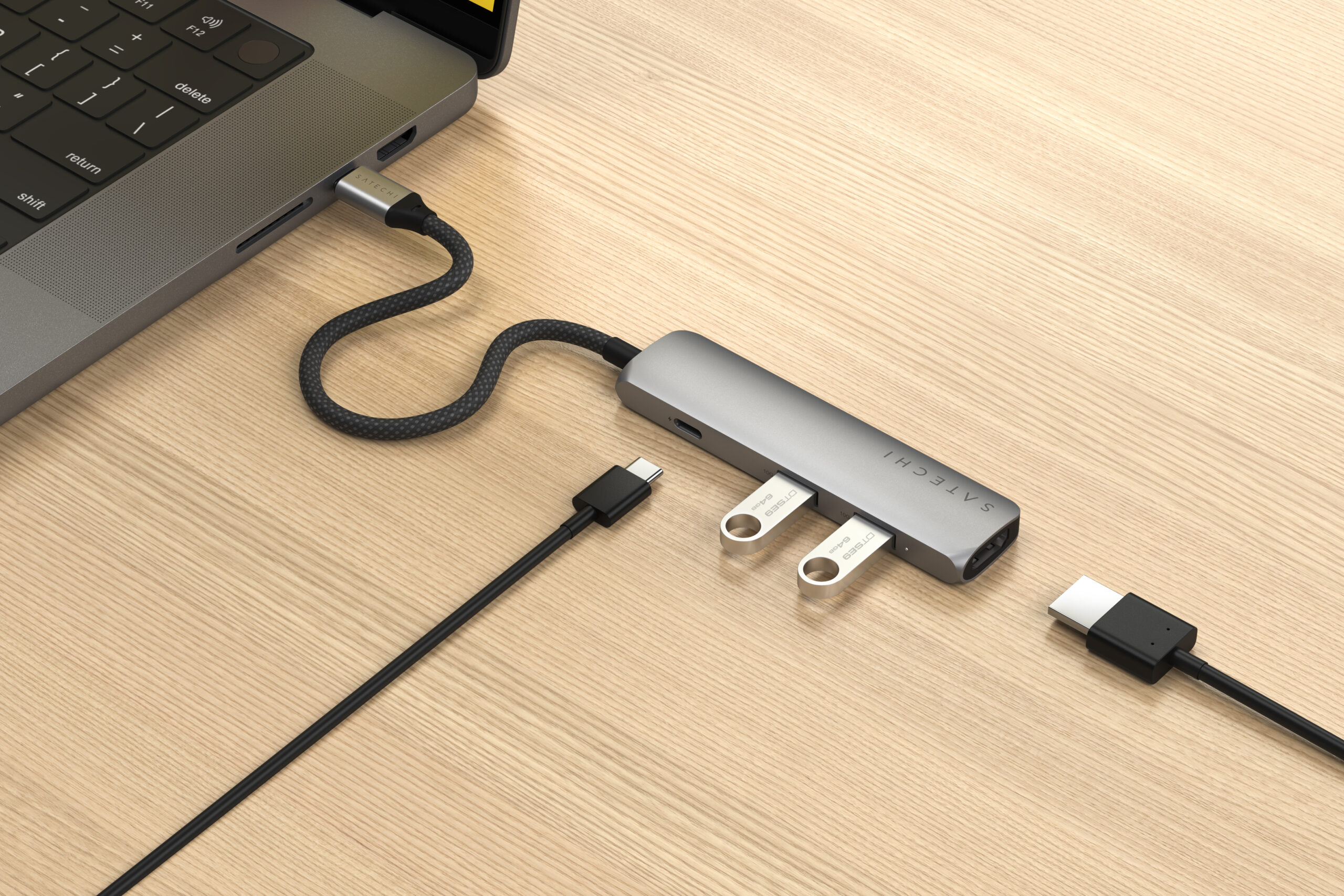 Satechi Adapter USB-C 4w1 z HDMI 4K (Space Gray)